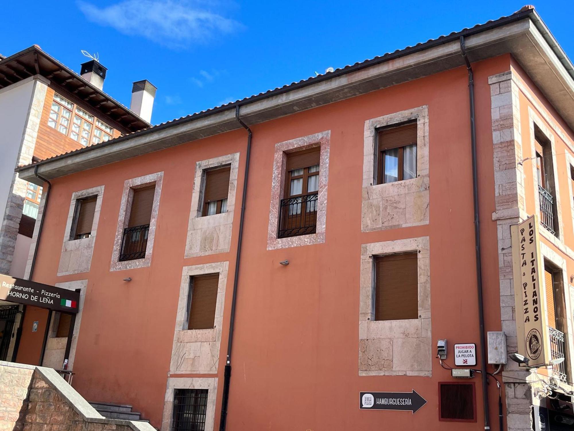 Apartamentosarturo Llanes Laplaza Atico Centrico Exteriér fotografie
