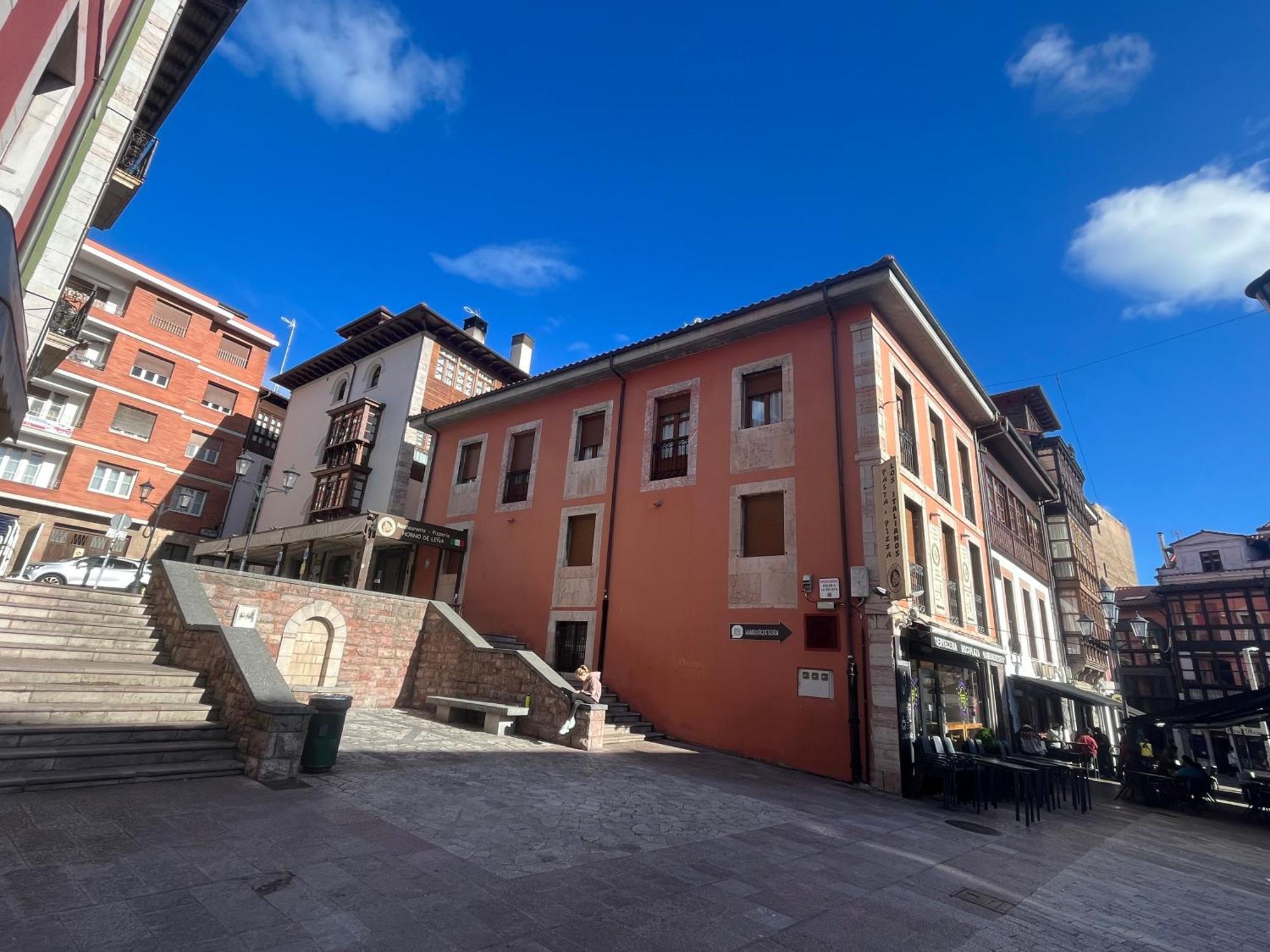 Apartamentosarturo Llanes Laplaza Atico Centrico Exteriér fotografie